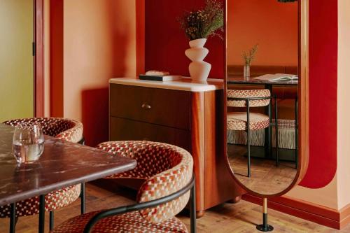 Ember Suite del hotel Ember Locke. Foto 1