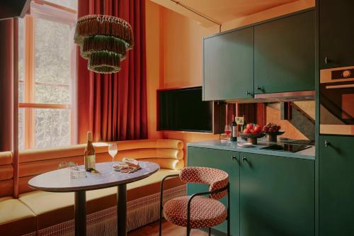 Suite Duplex del hotel Ember Locke. Foto 8