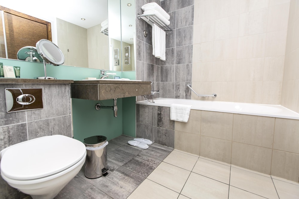 Suite junior, 1 cama de matrimonio grande (Lounge Access) del hotel Hilton London Canary Wharf. Foto 3
