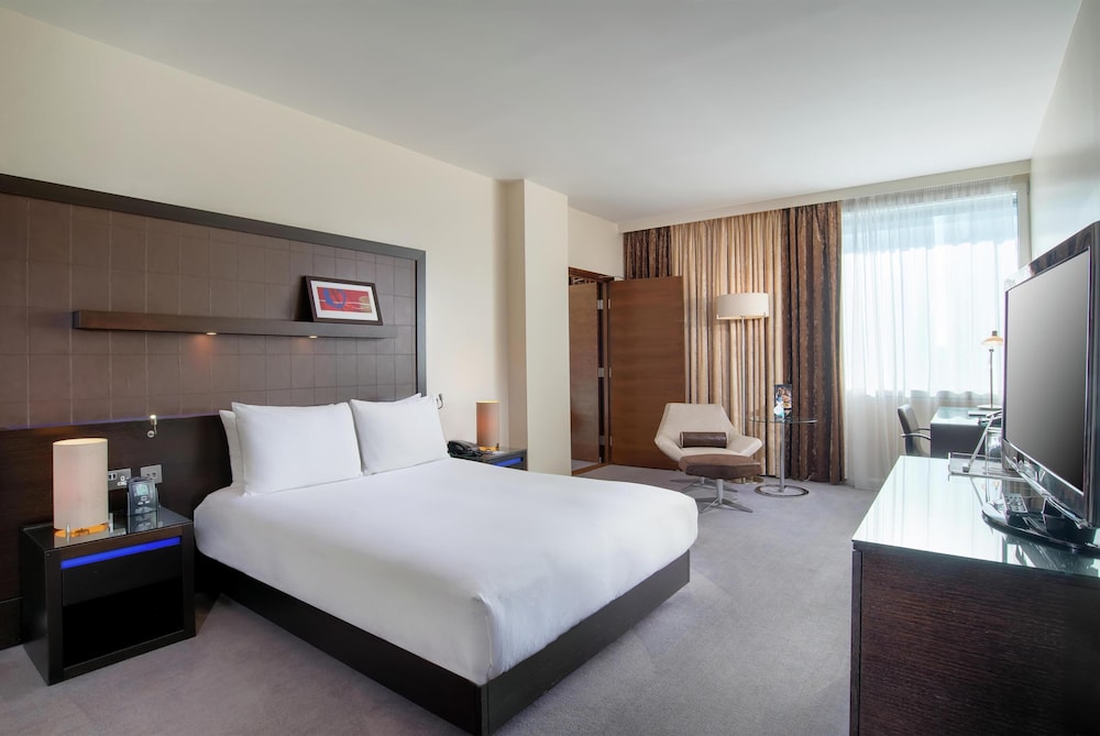 Habitación familiar, 2 habitaciones, habitaciones comunicadas del hotel Hilton London Canary Wharf. Foto 6