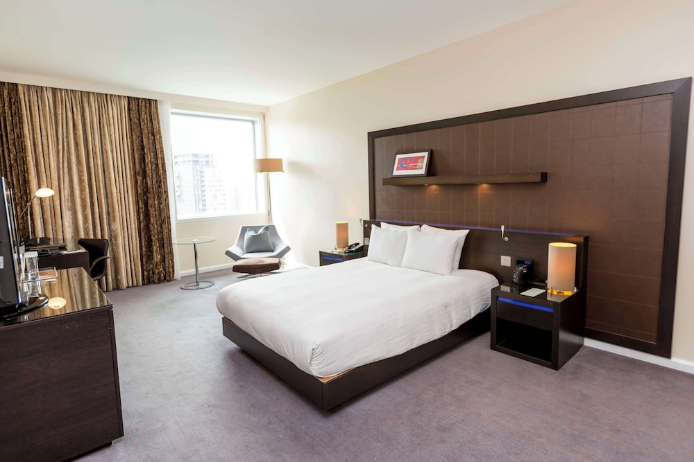 Habitación doble del hotel Hilton London Canary Wharf. Foto 8