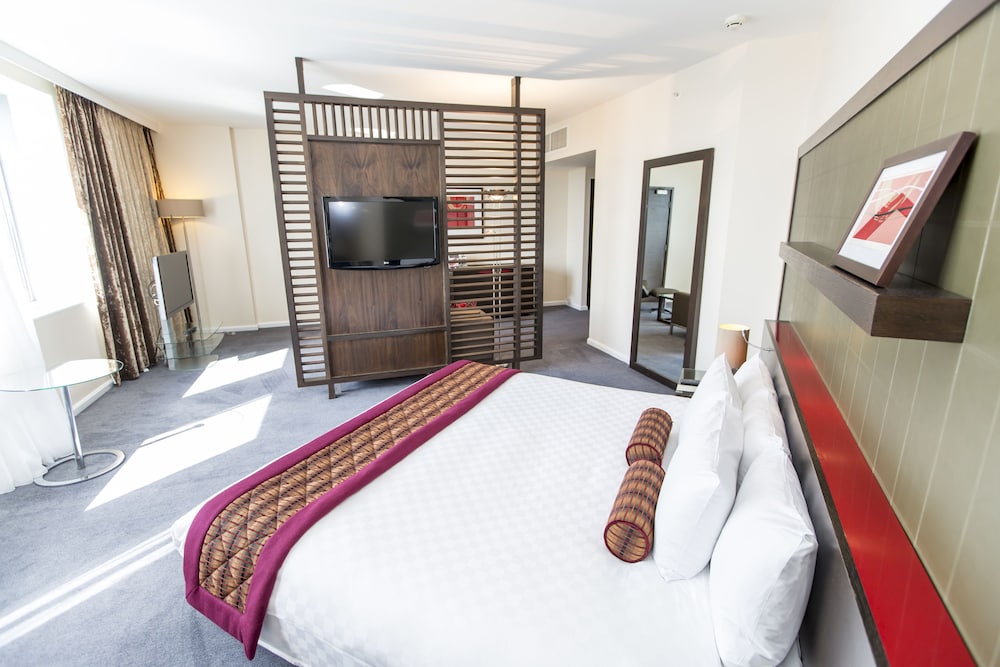 Suite junior, 1 cama de matrimonio grande (Lounge Access) del hotel Hilton London Canary Wharf. Foto 5