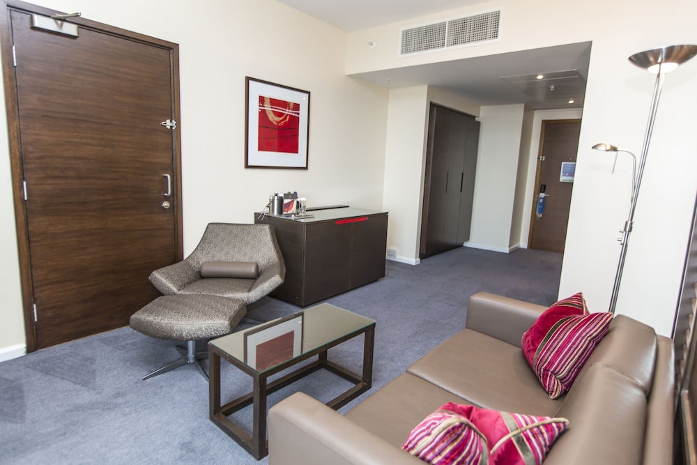 Suite junior, 1 cama de matrimonio grande (Lounge Access) del hotel Hilton London Canary Wharf. Foto 6
