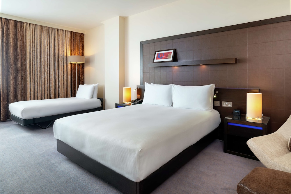 Habitación, 1 cama de matrimonio (with rollaway bed) del hotel Hilton London Canary Wharf. Foto 7