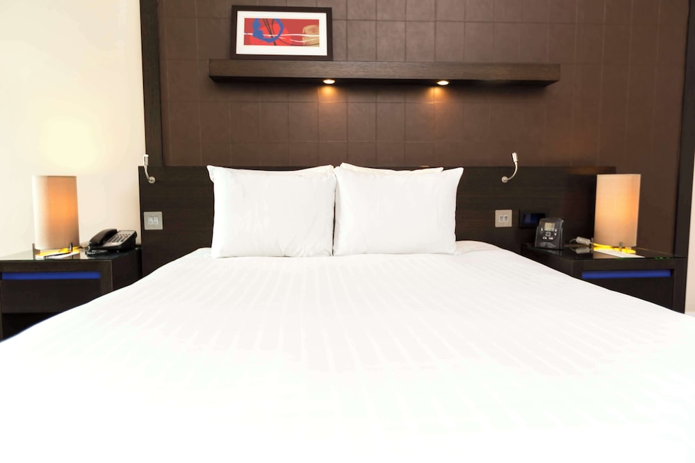 Habitación, 1 cama de matrimonio (with rollaway bed) del hotel Hilton London Canary Wharf. Foto 8