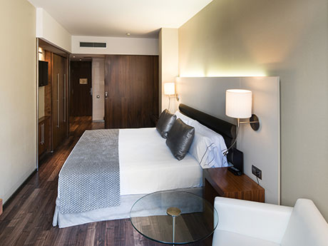 Habitación doble Piscina Privada Balcón o Terraza Superior del hotel Catalonia Ramblas. Foto 1