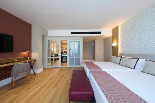 Habitación The Vanguard Prémium con terraza del hotel Catalonia Ramblas. Foto 3