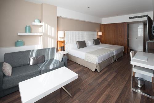 Habitación Familiar del hotel Catalonia Ramblas. Foto 4