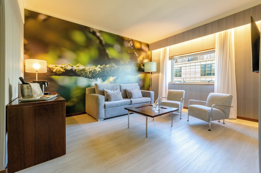 Suite junior del hotel Olissippo Oriente. Foto 1