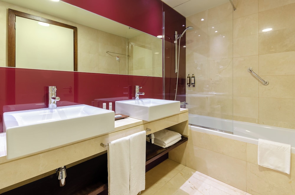 Suite junior del hotel Olissippo Oriente. Foto 5