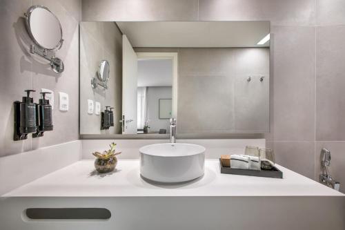 Habitación Grand Premium - 2 camas individuales del hotel Melia Jardim Europa. Foto 7