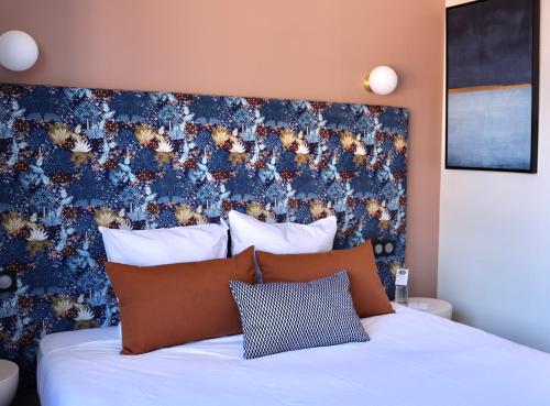 Habitación Confort con cama grande y cama individual adicional del hotel de la Bourse, Mulhouse Gare, Sure Hotel Collection by Best Western. Foto 3