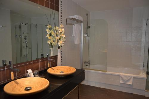 Habitación doble 2 Camas individuales del hotel Spa Sercotel Odeon. Foto 4