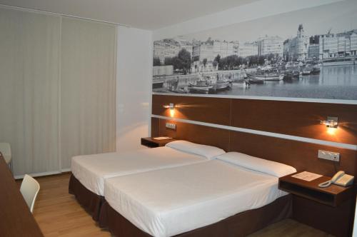 Oferta especial - Habitación Doble - 1 o 2 camas del hotel Spa Sercotel Odeon. Foto 5