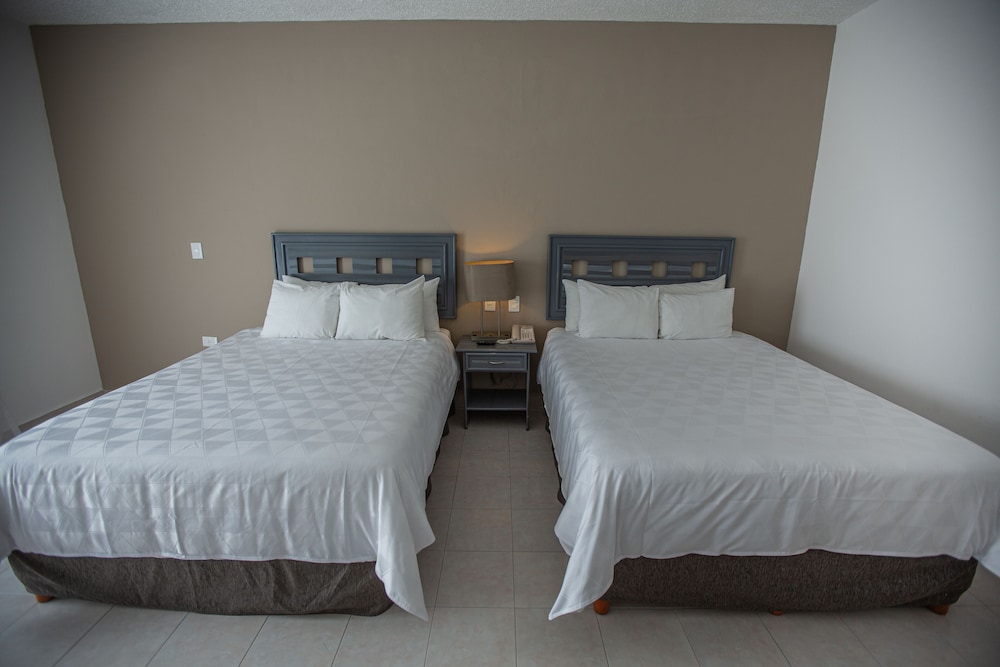 Habitación Estandar del hotel Ocean View Cancun Arenas. Foto 1