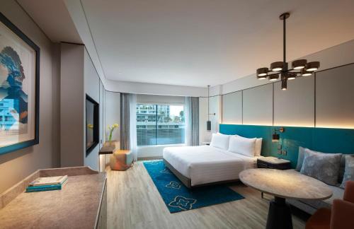 Habitación Doble Premier con cama extragrande del hotel Amari Bangkok