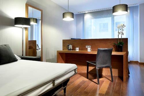 Habitación Cuádruple del hotel Eurostars Madrid Congress. Foto 3