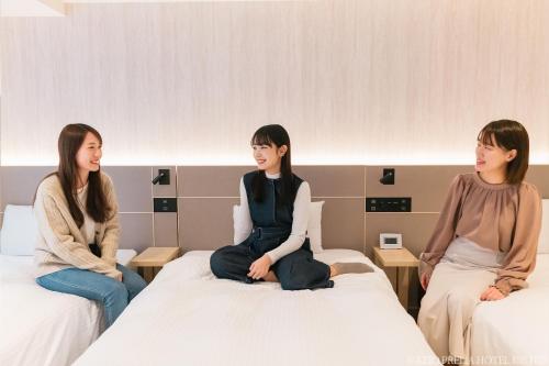 Habitación Triple del hotel Keio Prelia Kyoto Karasuma Gojo. Foto 8