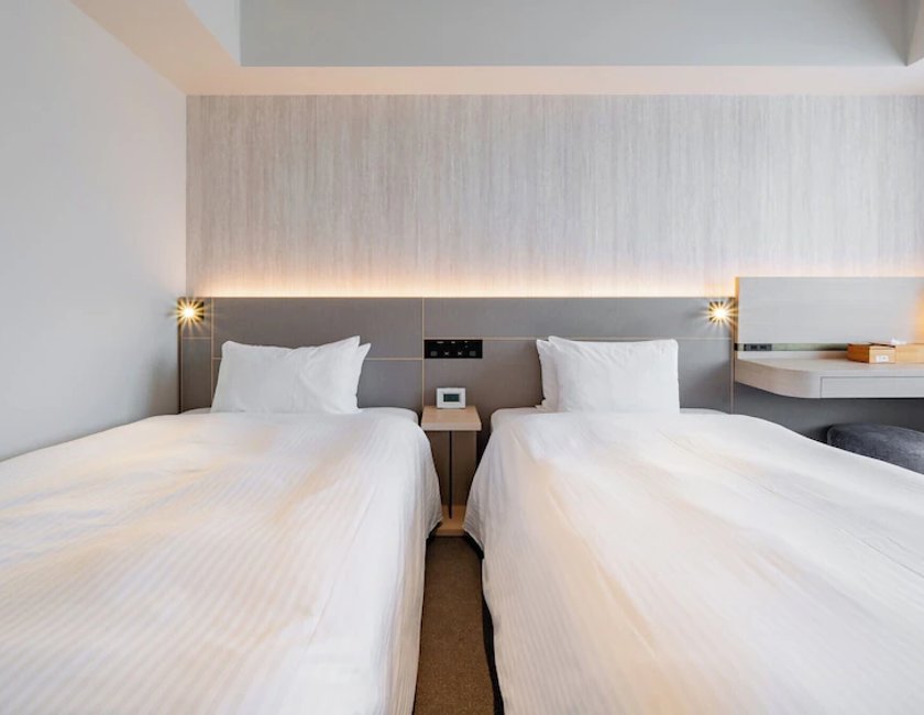 2 Habitaciones Twin contiguas - No comunicadas, No fumadores del hotel Keio Prelia Kyoto Karasuma Gojo. Foto 3