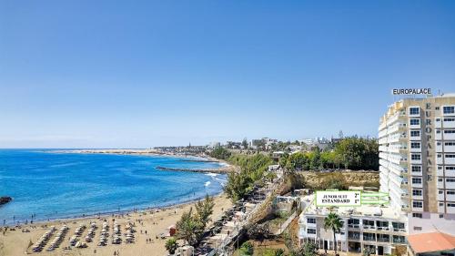 Suite Junior con vistas al mar del hotel Europalace. Foto 11