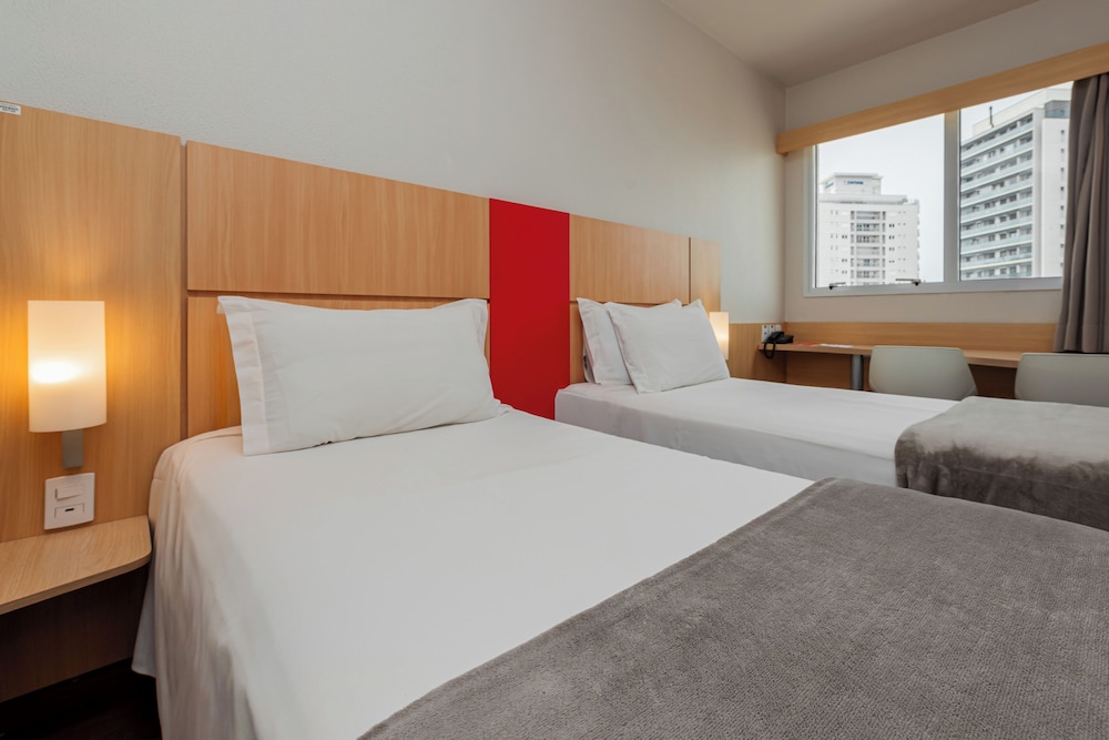 Habitación Standard con 2 camas individuales del hotel Ibis Florianopolis