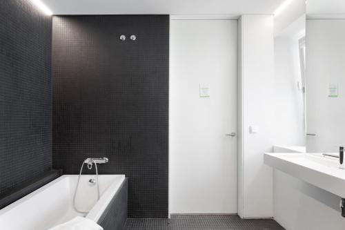 Estudio Deluxe del hotel LSA Ascensor da Bica by Numa. Foto 9