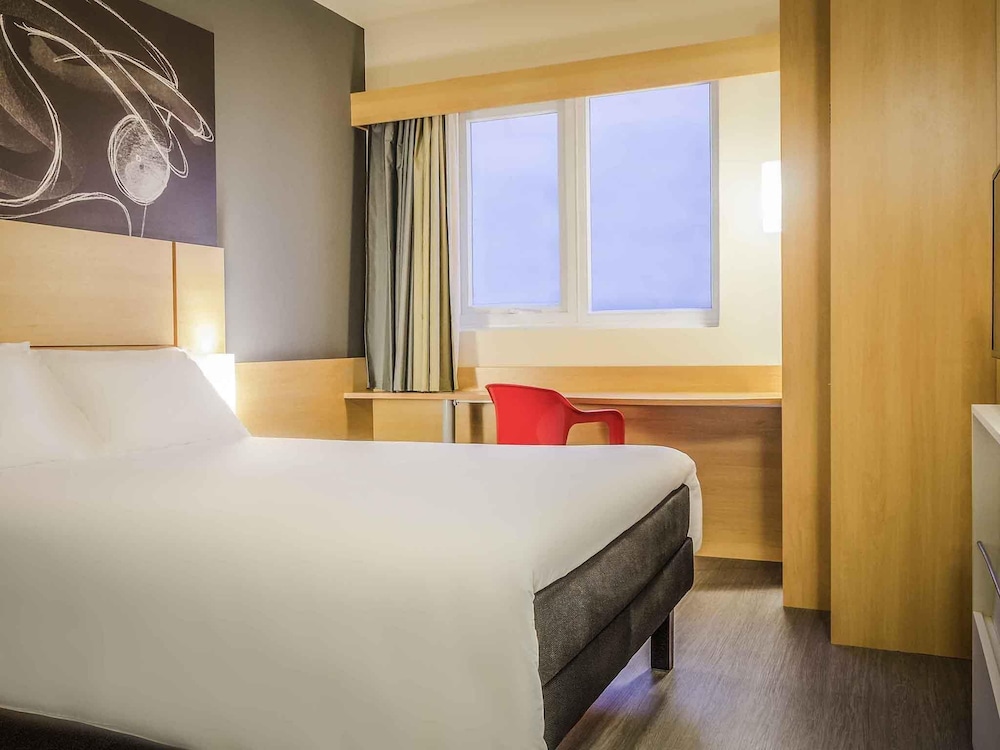 Apartamento 1 Cama doble del hotel Ibis Porto Alegre Assis Brasil. Foto 3