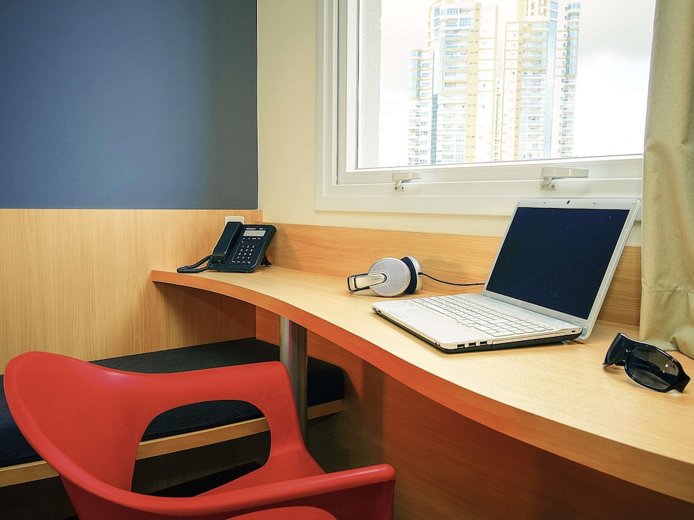 Apartamento Standard con una cama doble del hotel Ibis Mogi Das Cruzes Shopping. Foto 3