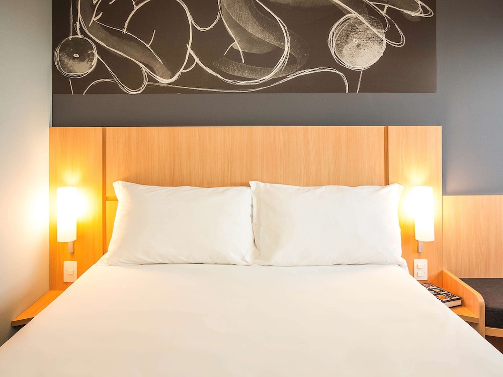 Apartamento Standard con dos camas individuales del hotel Ibis Mogi Das Cruzes Shopping. Foto 2
