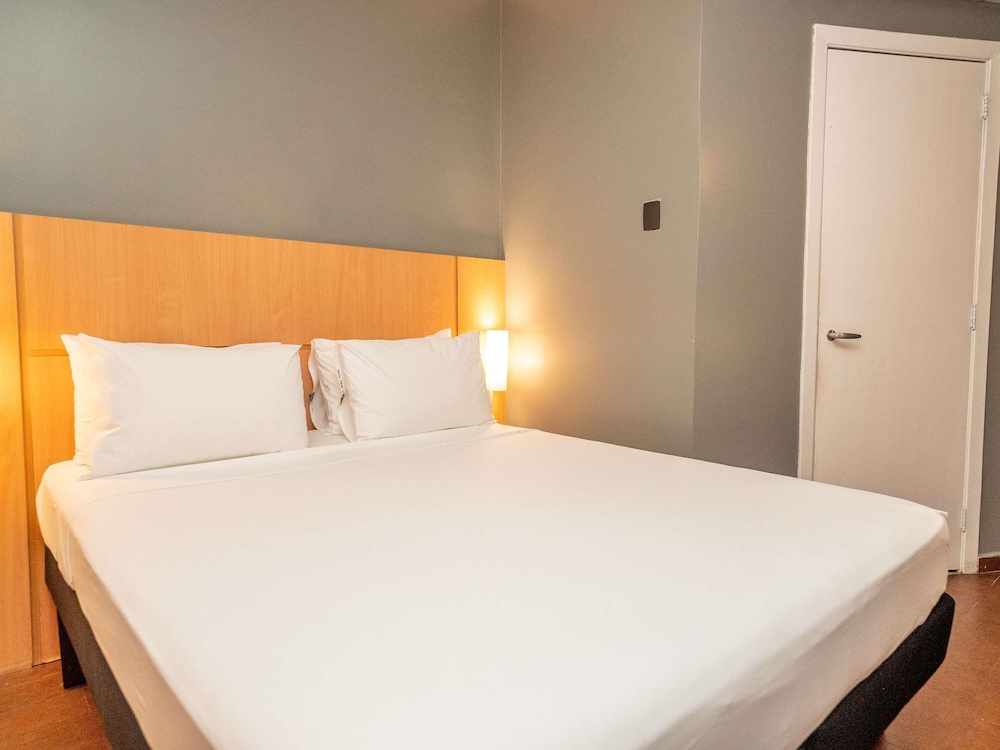 Habitación estándar, varias camas (com cama extra para criança) del hotel Ibis Belem Aeroporto. Foto 6