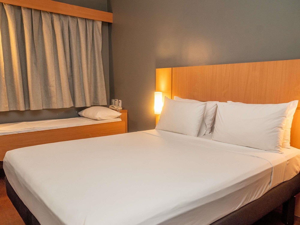 Habitación estándar, varias camas (com cama extra para criança) del hotel Ibis Belem Aeroporto. Foto 8