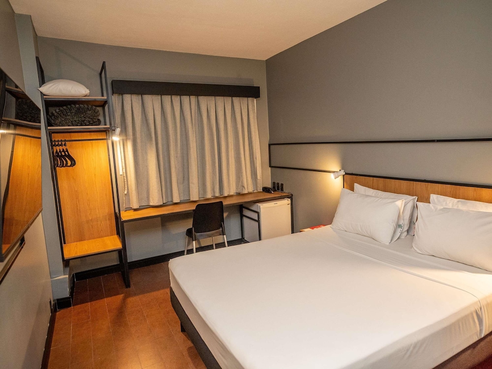 Habitación superior, 1 cama doble del hotel Ibis Belem Aeroporto. Foto 5