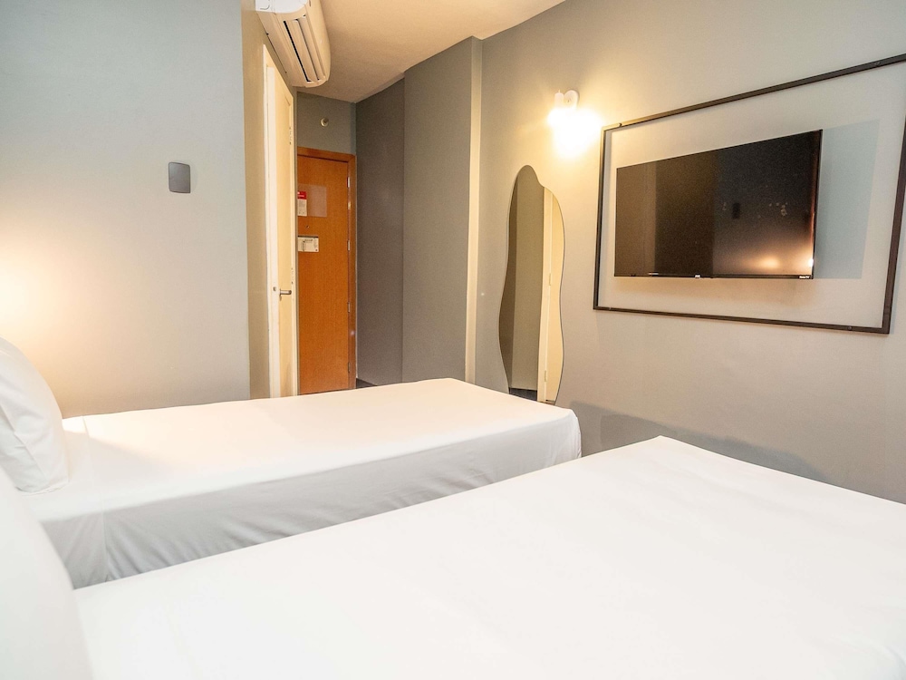 Habitación superior, 2 camas individuales del hotel Ibis Belem Aeroporto. Foto 1