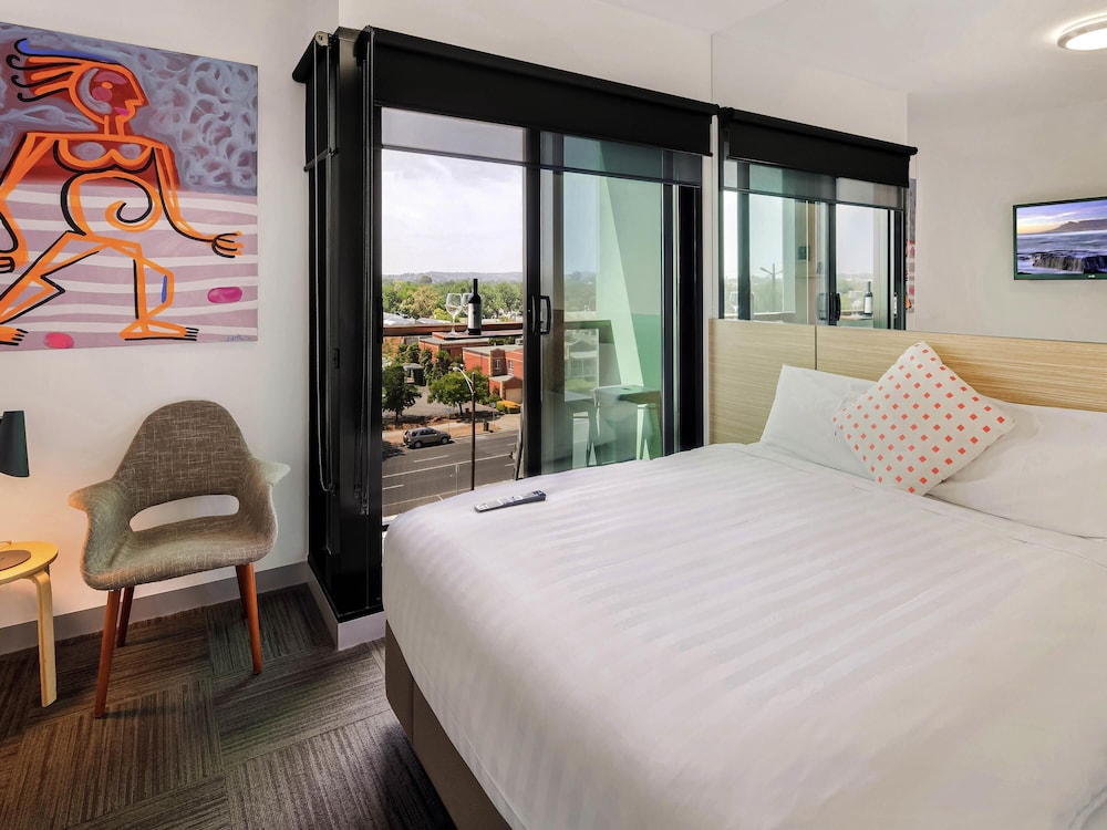 Habitación Doble Estándar con balcón del hotel Mercure Bendigo Schaller