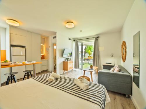Estudio con terraza del hotel Bungalows Doña Rosa