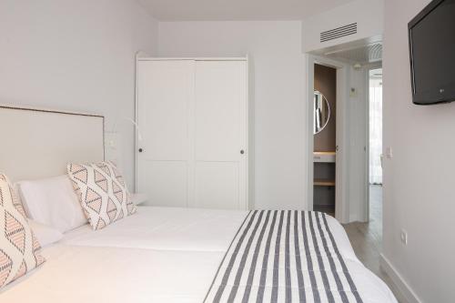 Apartamento Estándar del hotel Bungalows Doña Rosa. Foto 1