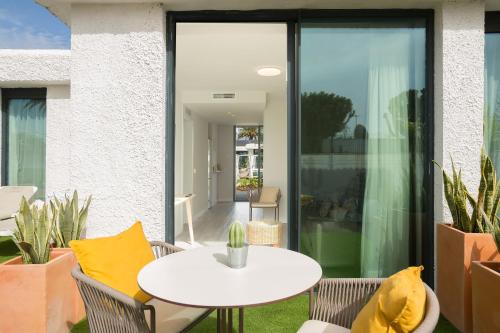 Apartamento Estándar del hotel Bungalows Doña Rosa. Foto 8