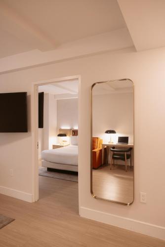Suite del hotel Aura Times Square. Foto 3
