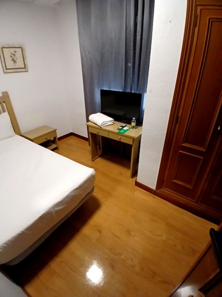 Habitación Individual del hotel Mercado by gaiarooms. Foto 1
