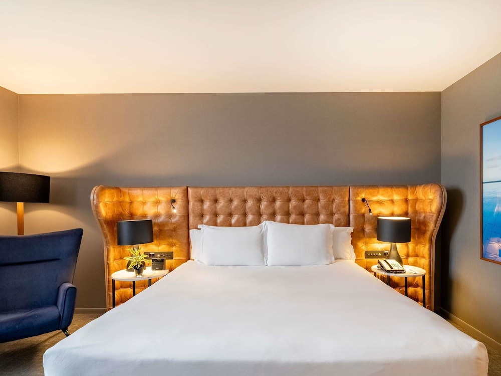 Habitación Deluxe Premium, 1 cama King, planta alta del hotel Pullman São Paulo Guarulhos Airport. Foto 4