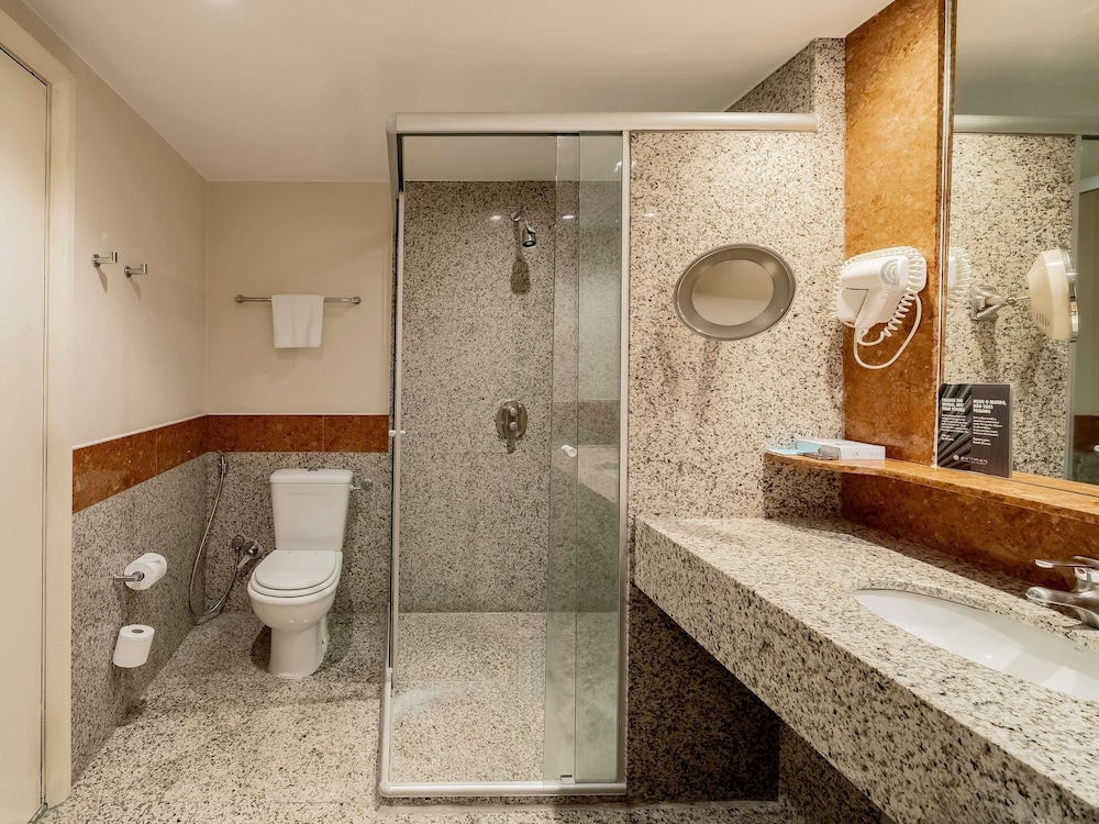 Habitación superior, 1 cama de matrimonio del hotel Pullman São Paulo Guarulhos Airport. Foto 3