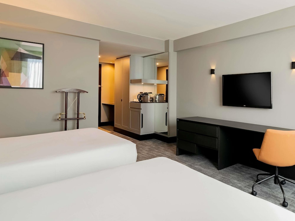 Habitación superior, 2 camas individuales, bañera del hotel Pullman São Paulo Guarulhos Airport. Foto 2