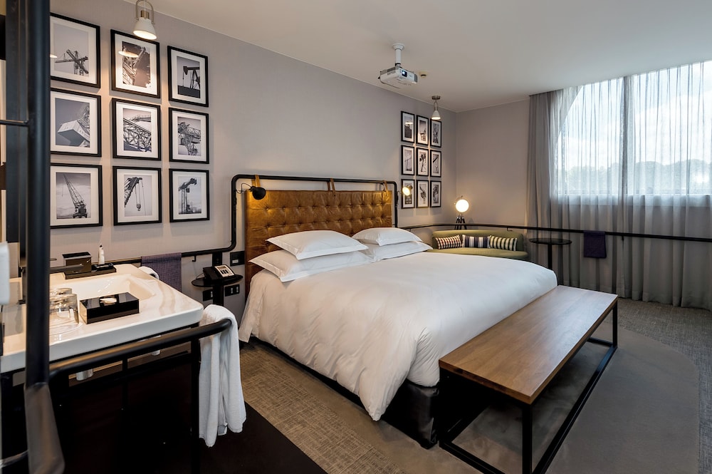 Habitación Design para personas con movilidad reducida, 1 cama de matrimonio del hotel Pullman São Paulo Guarulhos Airport. Foto 2