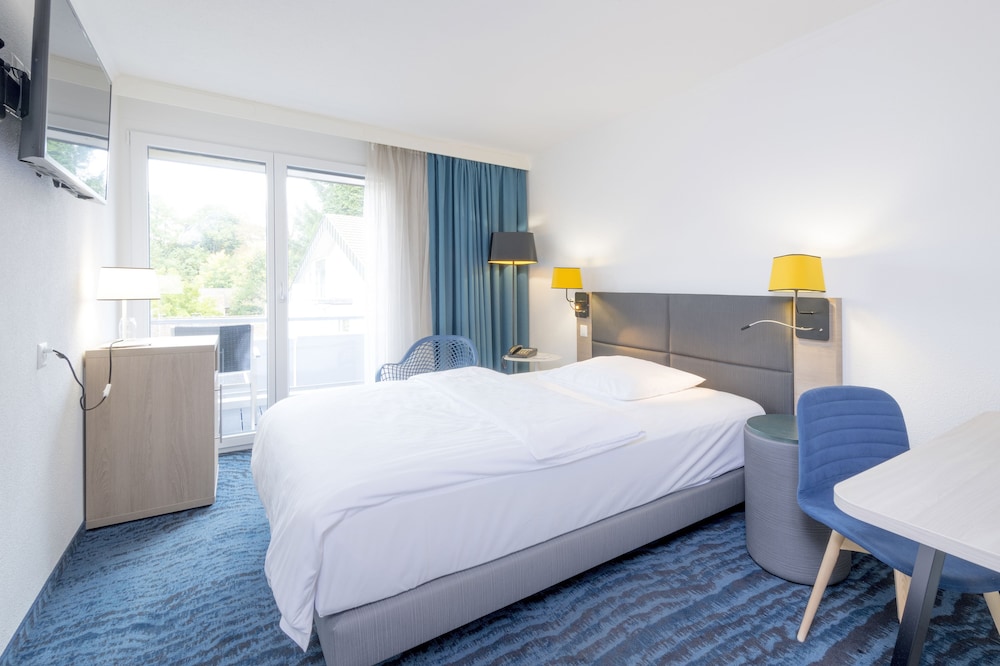Habitación Doble Estándar del hotel Mercure Lenzburg Krone. Foto 2