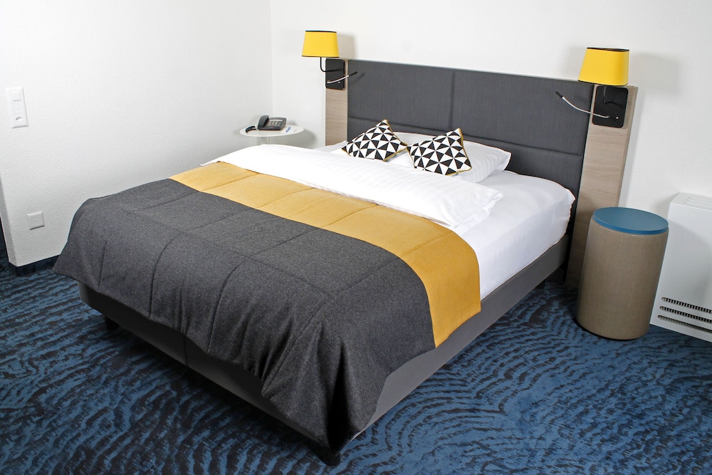 Habitación Doble Estándar del hotel Mercure Lenzburg Krone. Foto 3