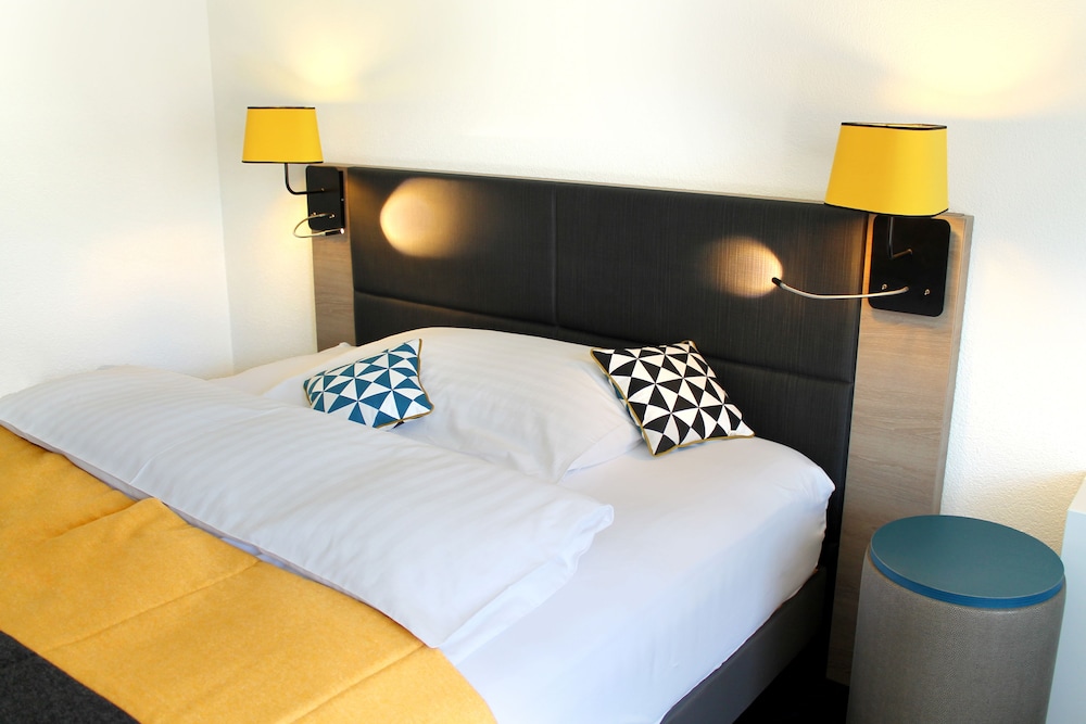 Habitación Doble Estándar del hotel Mercure Lenzburg Krone. Foto 4