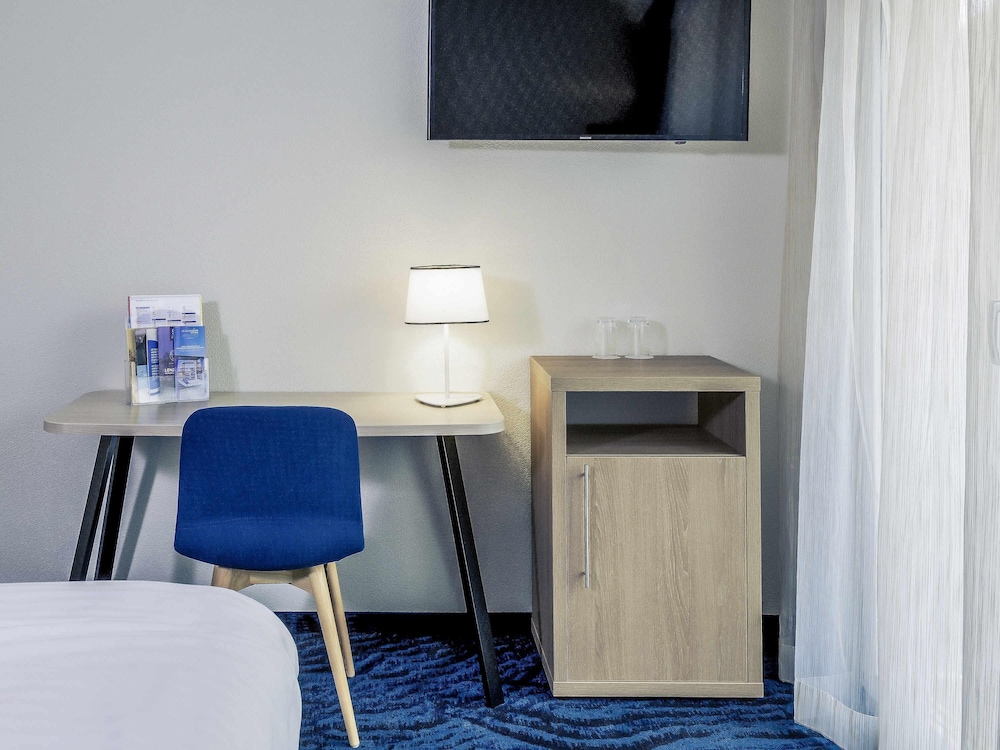 Habitación Doble Estándar del hotel Mercure Lenzburg Krone. Foto 8