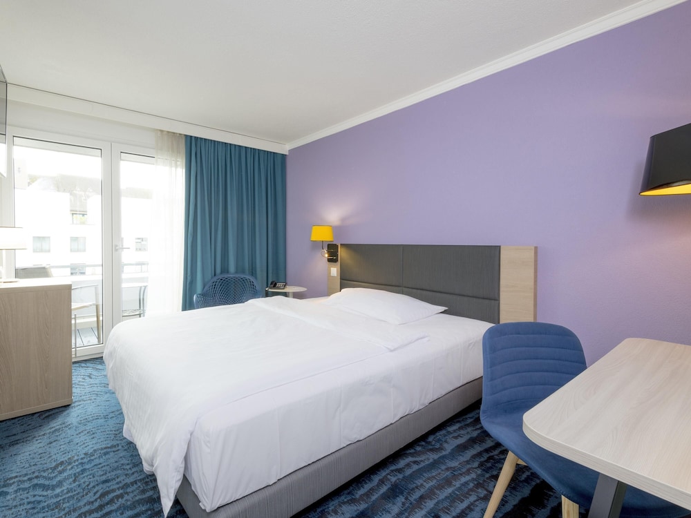 Habitación Doble Estándar del hotel Mercure Lenzburg Krone. Foto 10