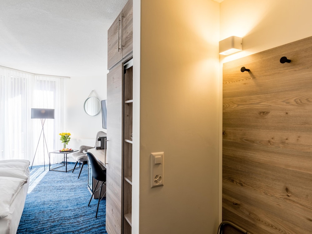 Habitación Doble Superior del hotel Mercure Lenzburg Krone. Foto 5