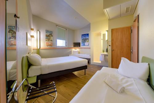 Habitación Familiar del hotel Ibis Budget Luzern City. Foto 5
